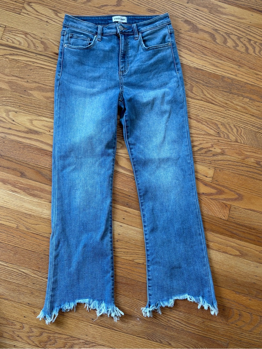 Sneak Peak Frayed Hem Cropped Jeans